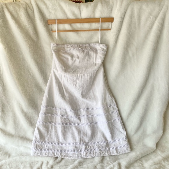 Old Navy Strapless Mini Dress Size 8 NWT - Picture 1 of 6